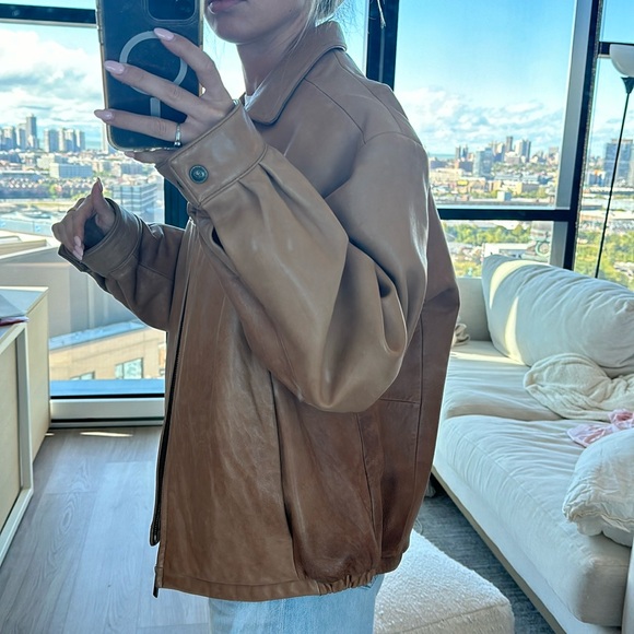 Vintage Tan Leather Bomber - Picture 2 of 6
